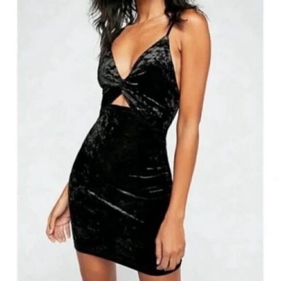 Free People Intimately Come Together Black Velvet Cutout Mini Dress Size Medium - Picture 1 of 6